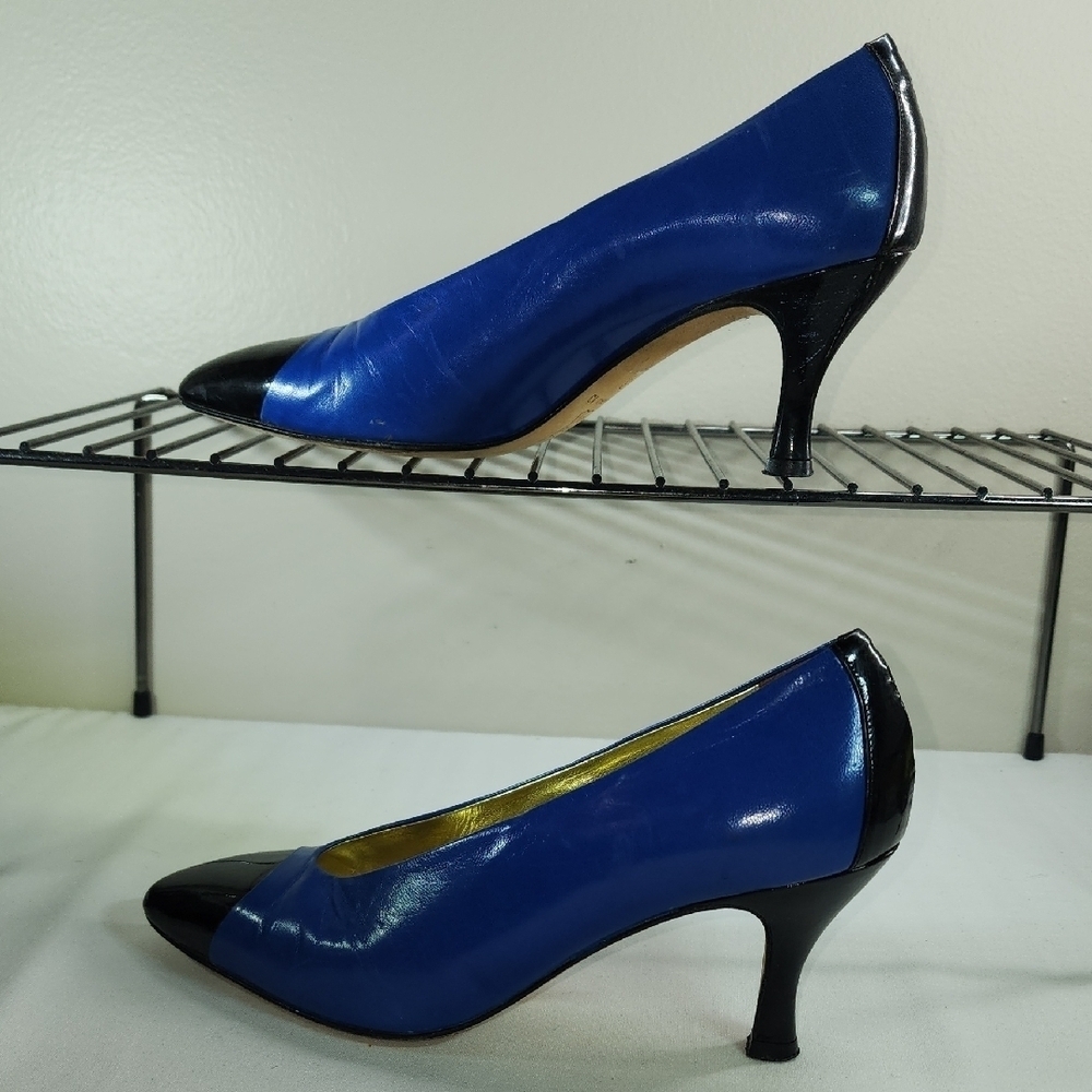 Elegant Blue and Black Women's Heel - Picture 3 of 9